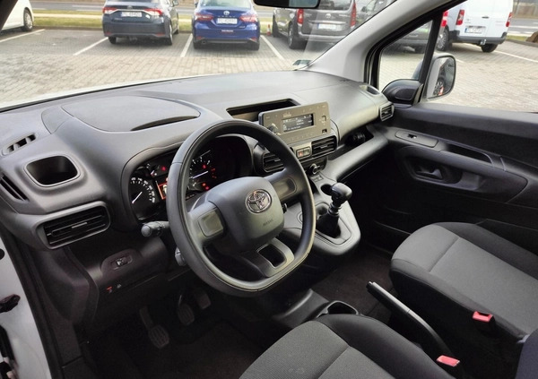 Toyota Proace City Verso cena 87900 przebieg: 49940, rok produkcji 2020 z Głogówek małe 211
